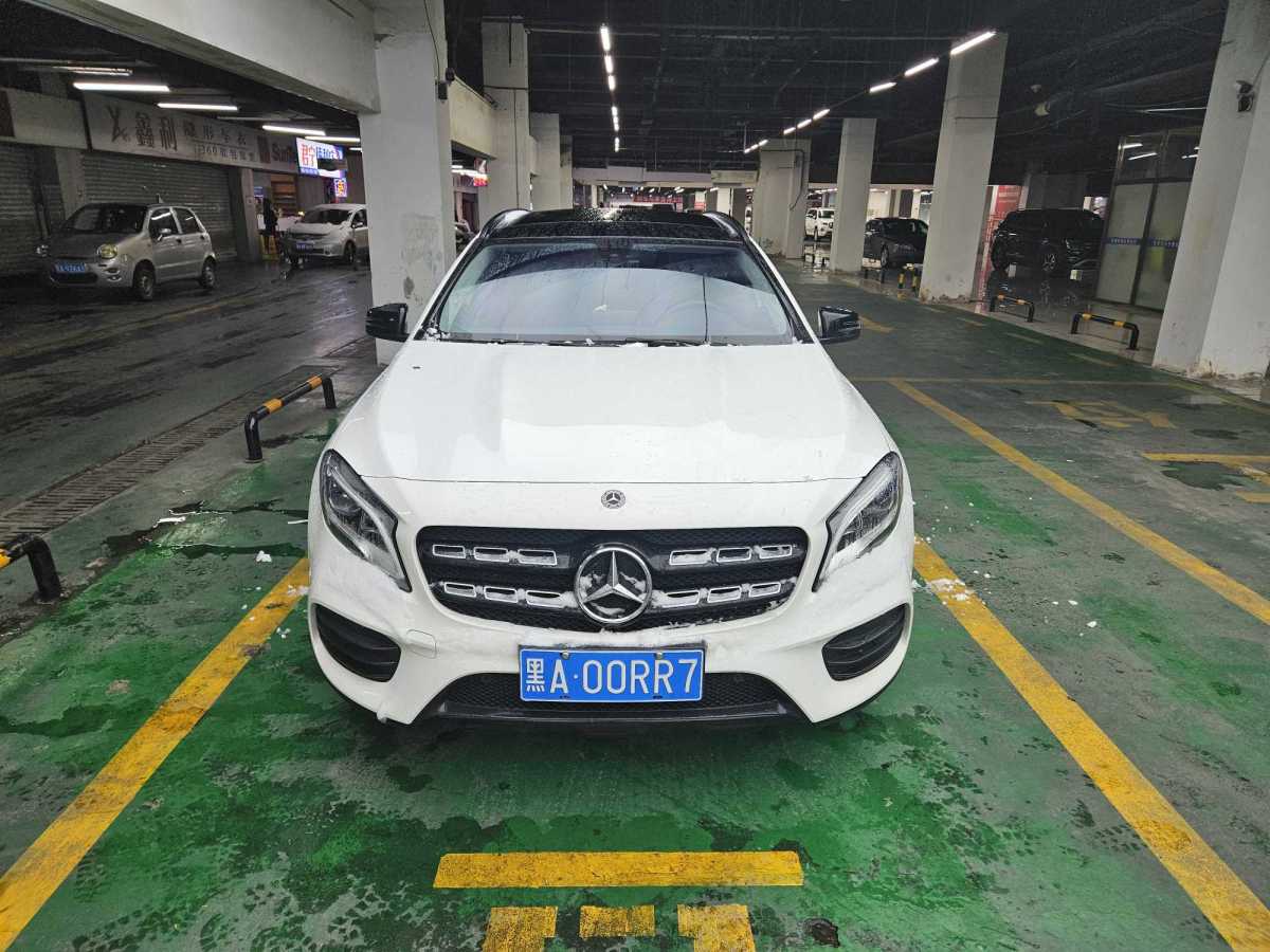 奔馳 奔馳GLA  2017款 GLA 220 4MATIC 時尚型圖片