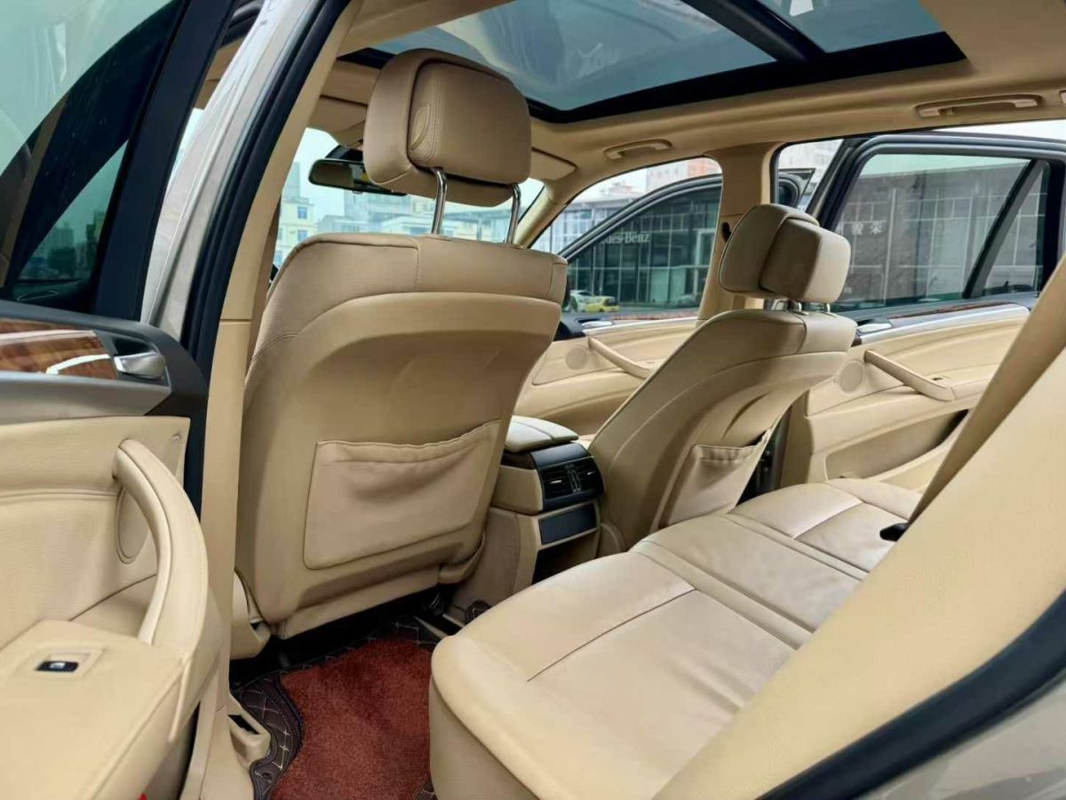 寶馬 寶馬X5  2012款 X5 xDrive30i 3.0 典雅型圖片