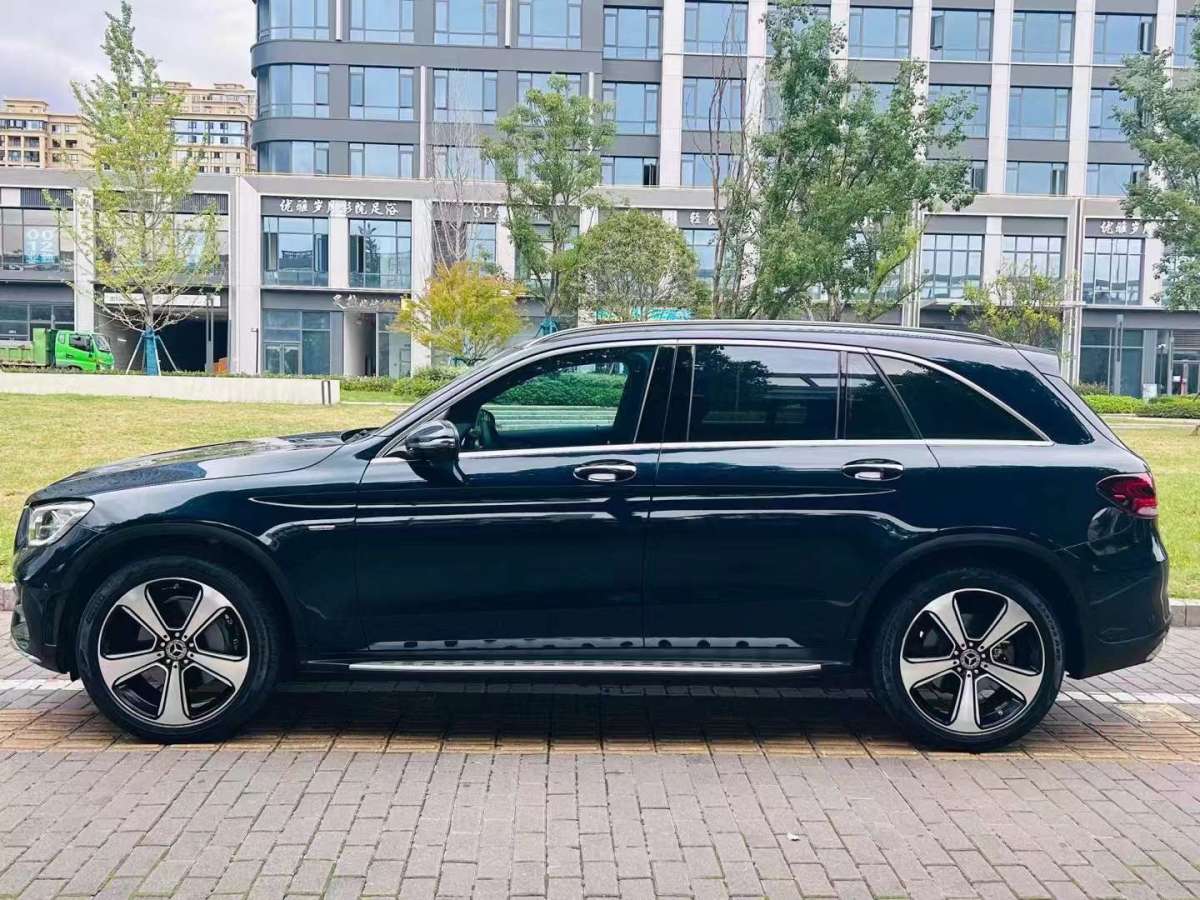 2022年6月奔馳 奔馳GLC  2022款 GLC 300 L 4MATIC 動感型臻藏版