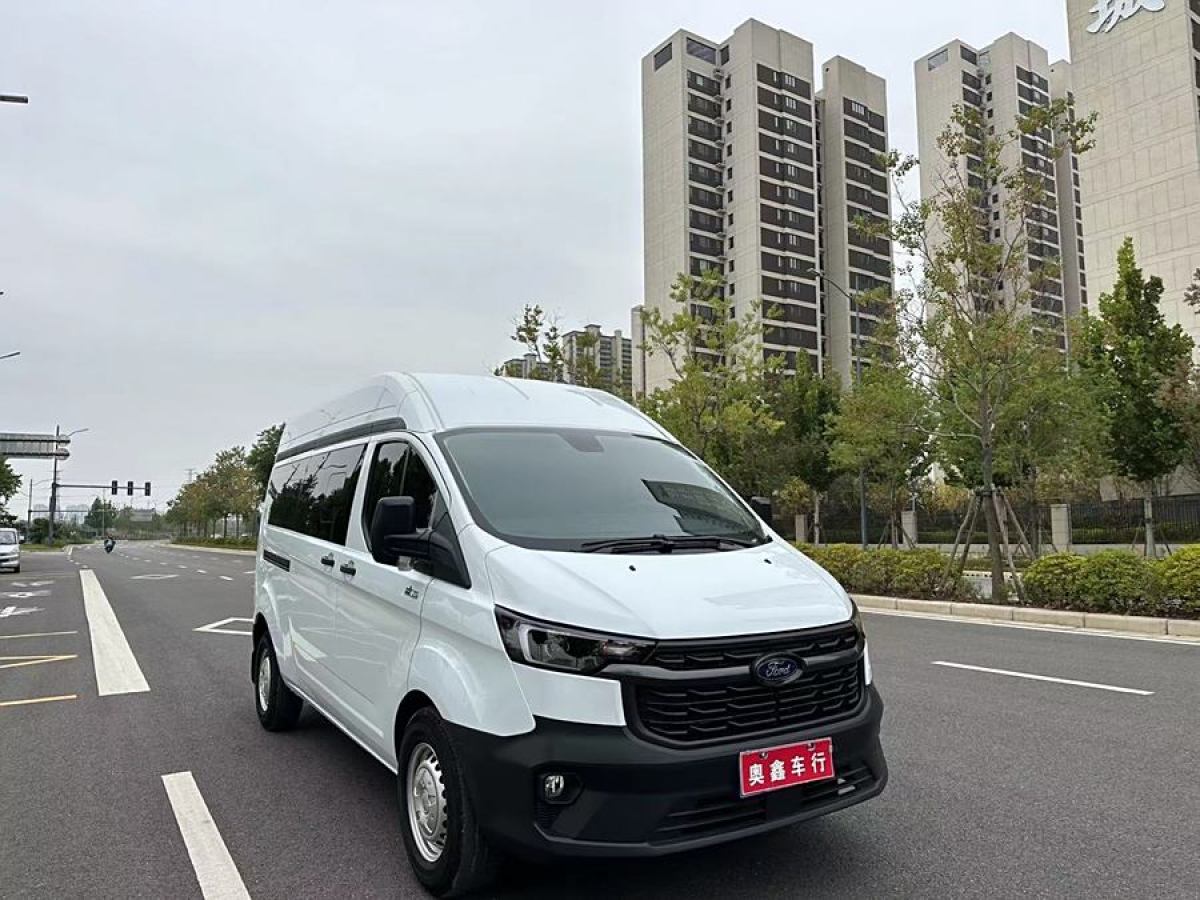 2023年8月福特 全順  2019款 2.0T柴油多功能商用車中軸中頂6座國VI