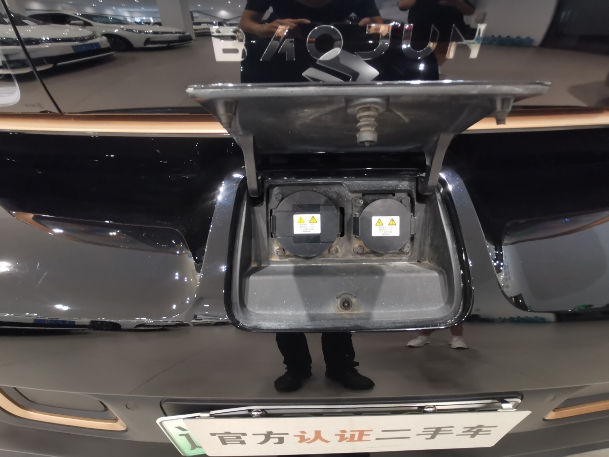 寶駿 寶駿KiWi EV  2021款 藝術(shù)家 三元鋰圖片