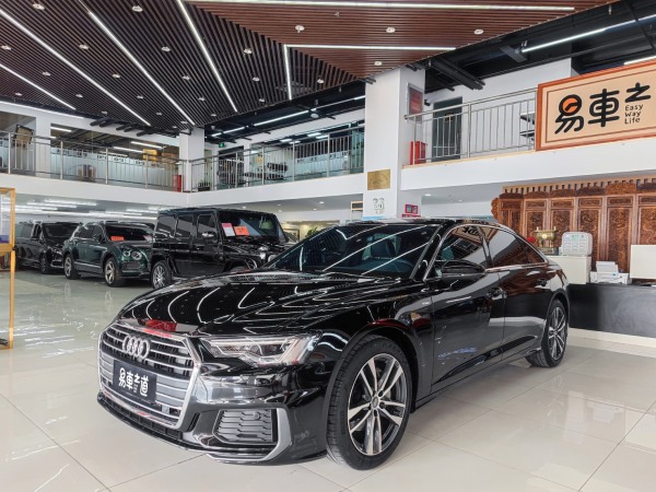 奥迪 奥迪A6L  2021款 40 TFSI 豪华动感型