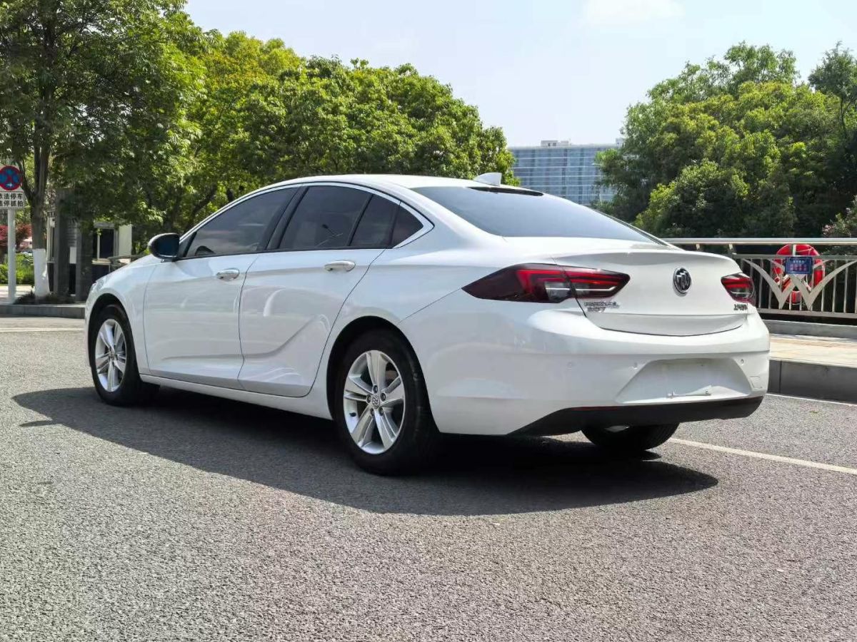 別克 君威  2018款 GS 28T 穿越火線聯(lián)名限量版圖片