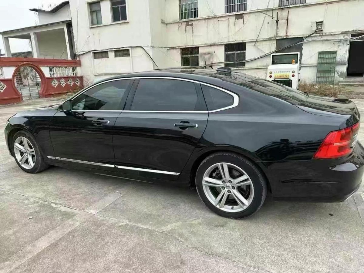 大眾 Polo  2019款  Plus 1.5L 手動(dòng)全景樂享版圖片