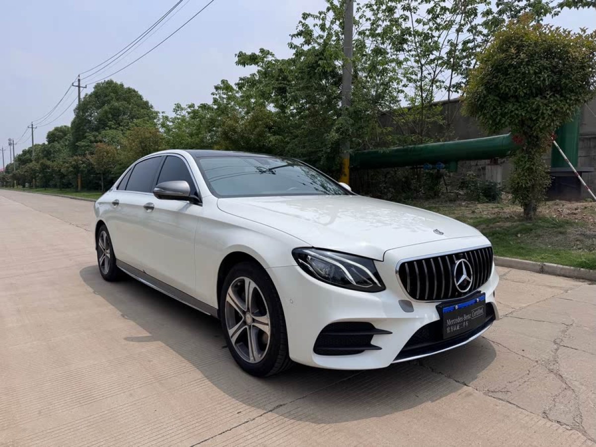 奔馳 奔馳E級  2019款 E 260 L 運(yùn)動(dòng)型圖片