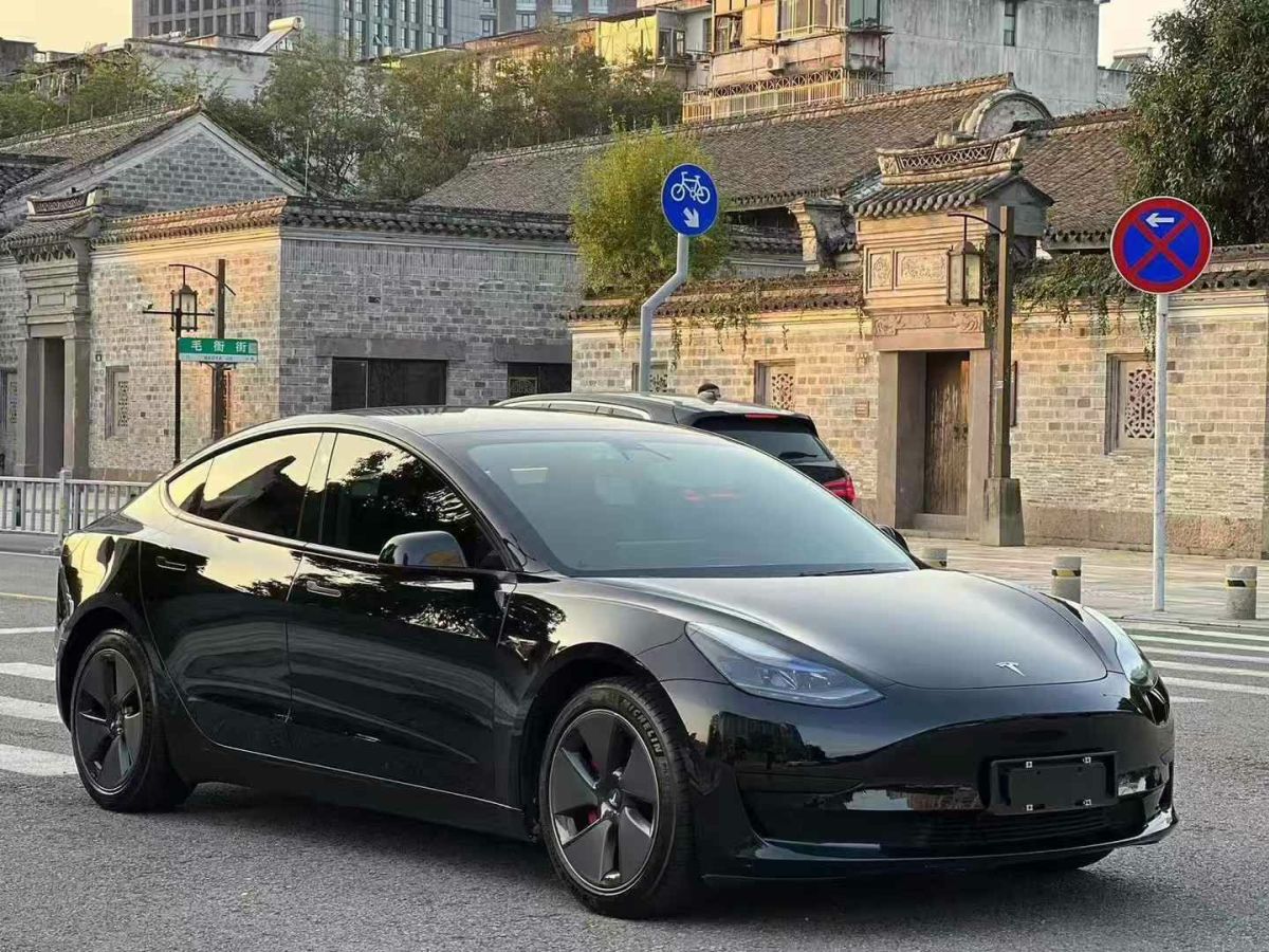 特斯拉 Model S  2021款 Plaid Plus 版圖片