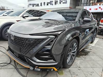 2022年10月 長(zhǎng)安 UNI-T 1.5T 運(yùn)動(dòng)版 尊貴型圖片