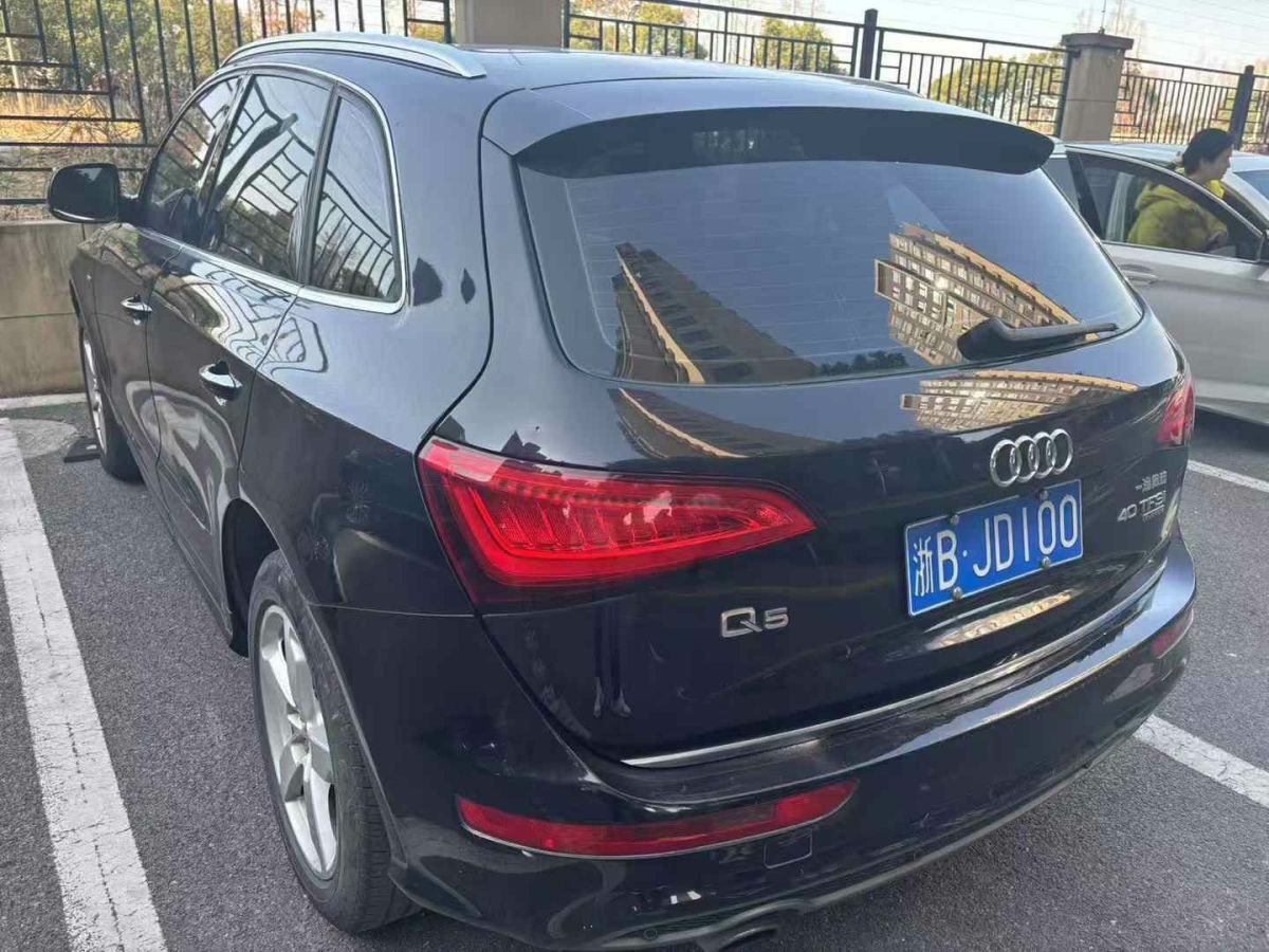 奧迪 奧迪Q5  2017款 Q5 2.0T FSI Premium Plus 美規(guī)版圖片