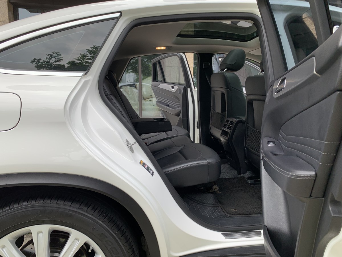 奔馳 奔馳GLE轎跑  2018款 GLE 320 4MATIC 轎跑SUV圖片