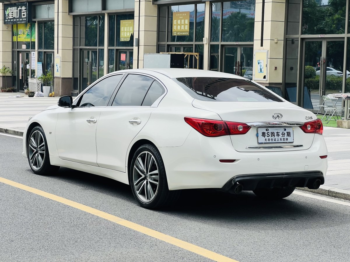 2017年3月英菲尼迪 Q50  2014款 3.7L 豪華運動版