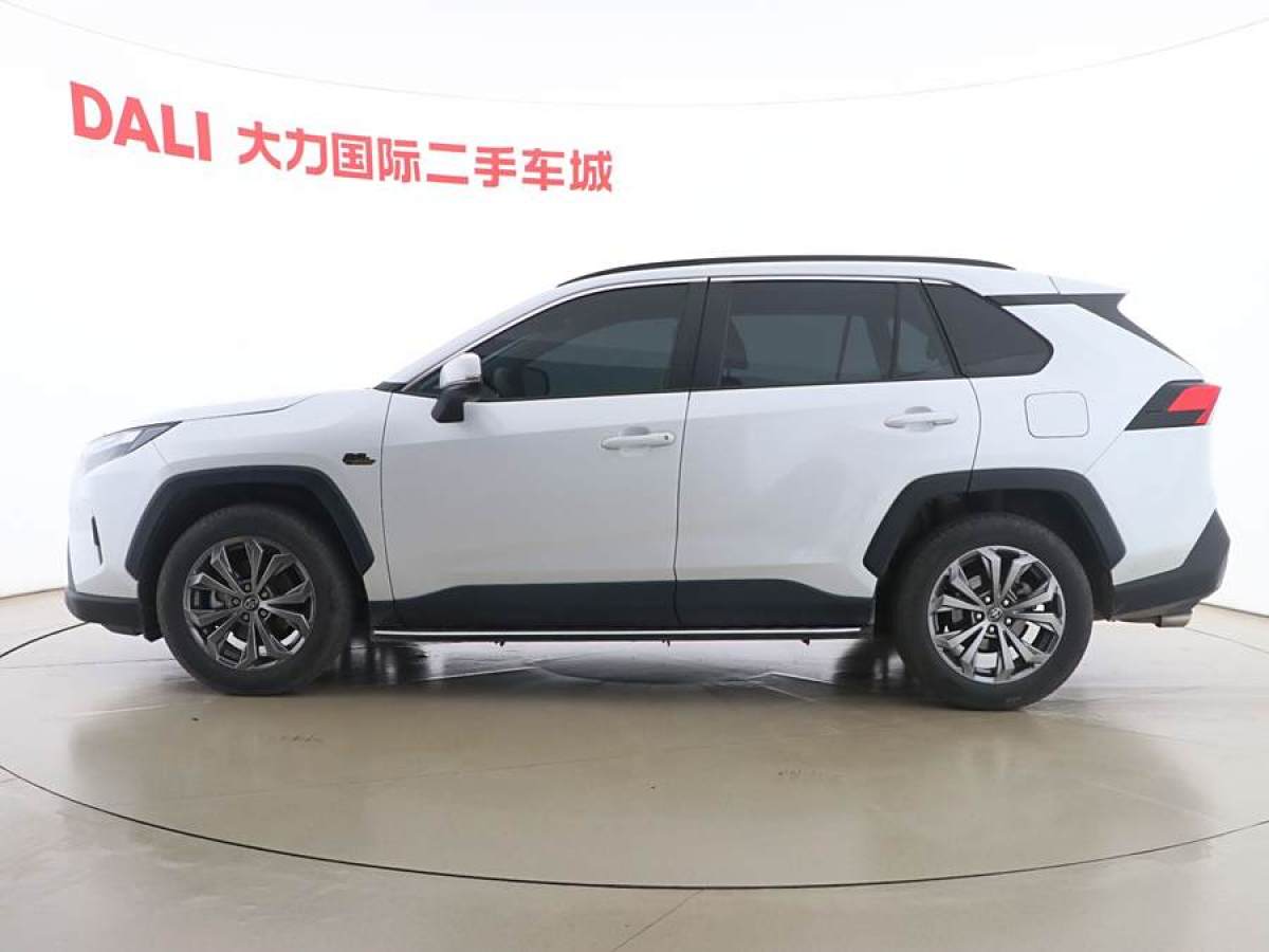 豐田 RAV4榮放  2023款 2.0L CVT兩驅(qū)20周年鉑金紀(jì)念版圖片