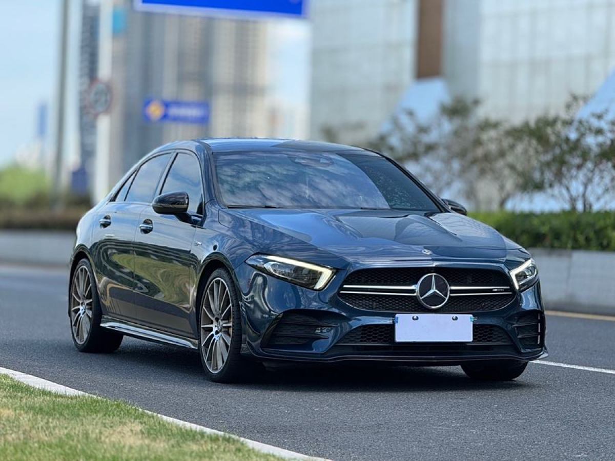 奔馳 奔馳A級(jí)AMG  2020款 改款 AMG A 35 4MATIC 先型特別版圖片