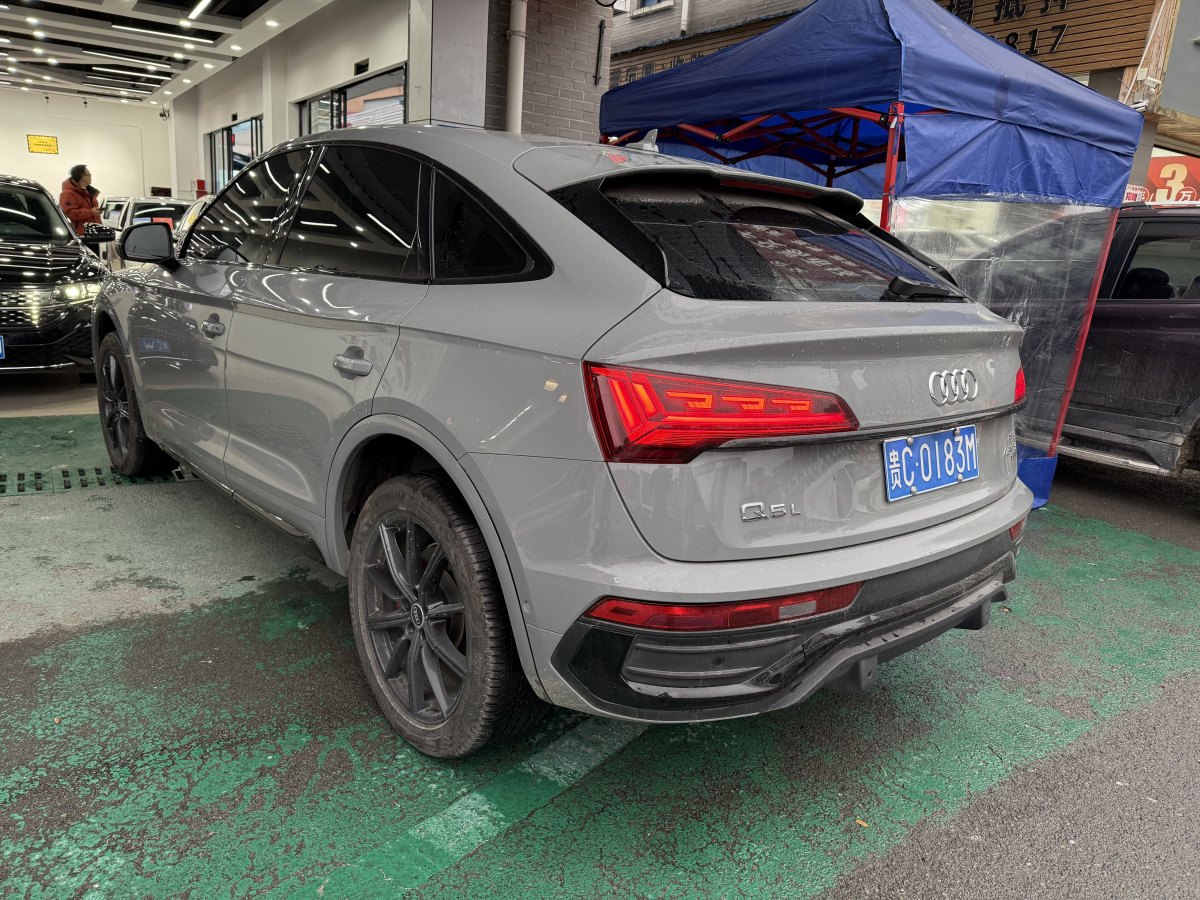 奧迪 奧迪Q5L Sportback  2022款 改款 45 TFSI 臻選型圖片