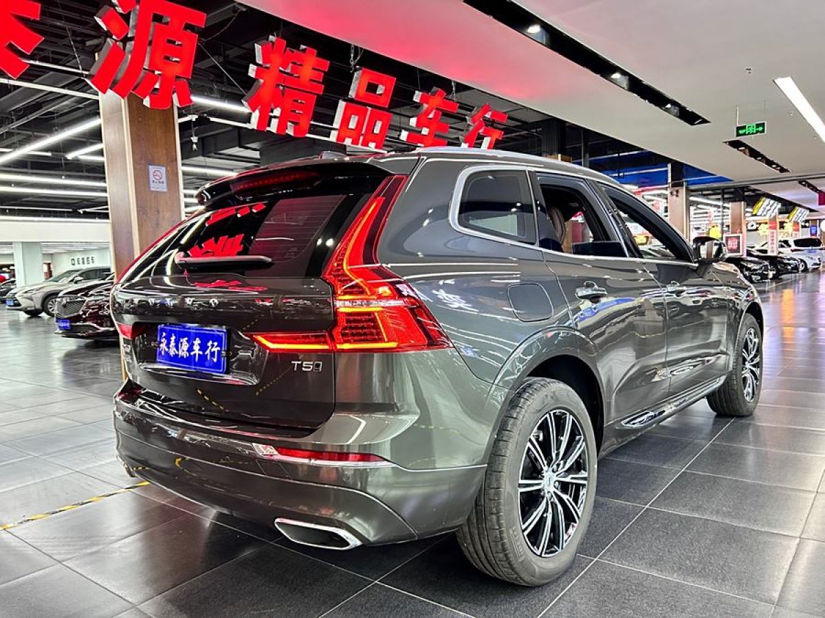 2021年7月沃爾沃 XC60  2021款 T5 四驅(qū)智遠(yuǎn)豪華版