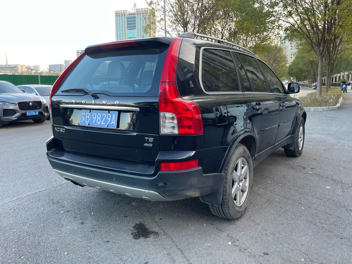 2011年7月沃爾沃 XC90  2011款 2.5T AWD