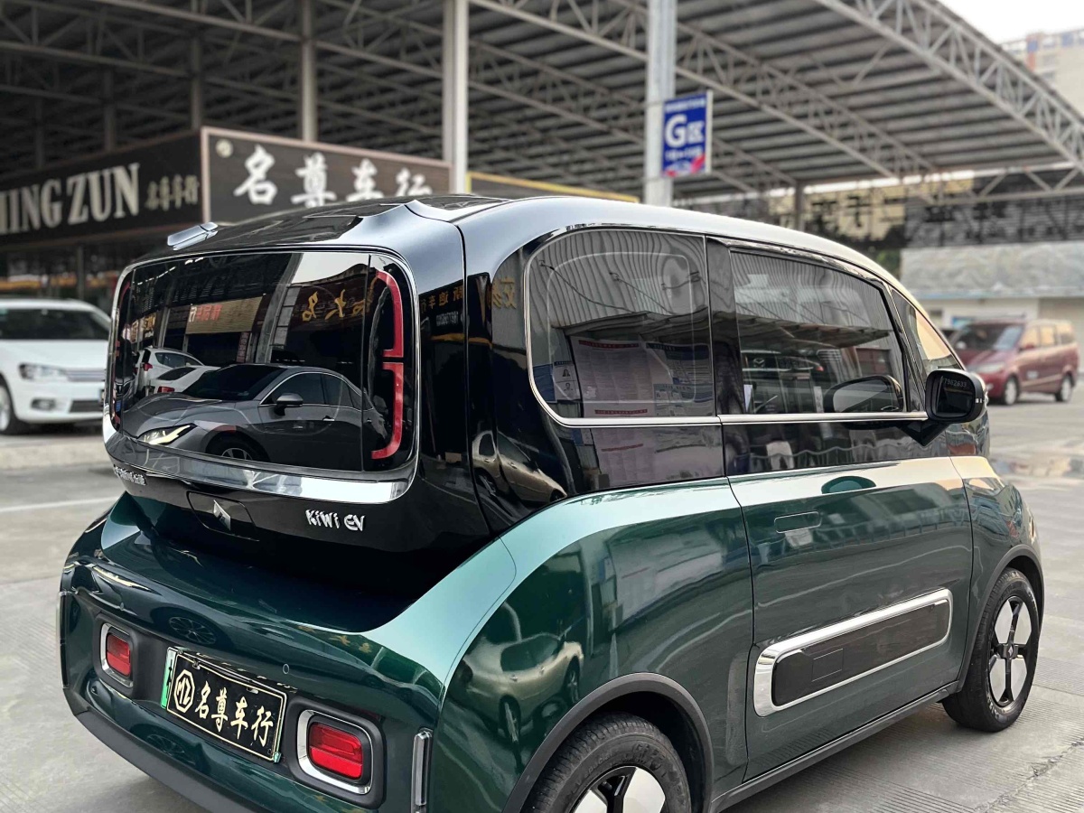 寶駿 寶駿KiWi EV  2022款 藝術家輕享版 三元鋰圖片