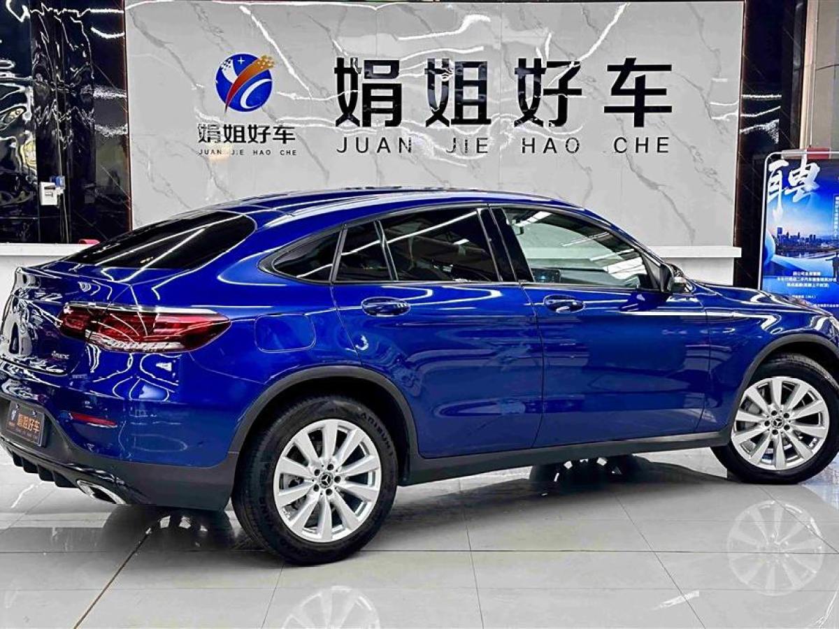 2020年1月奔馳 奔馳GLC  2023款 改款 GLC 260 4MATIC 轎跑SUV