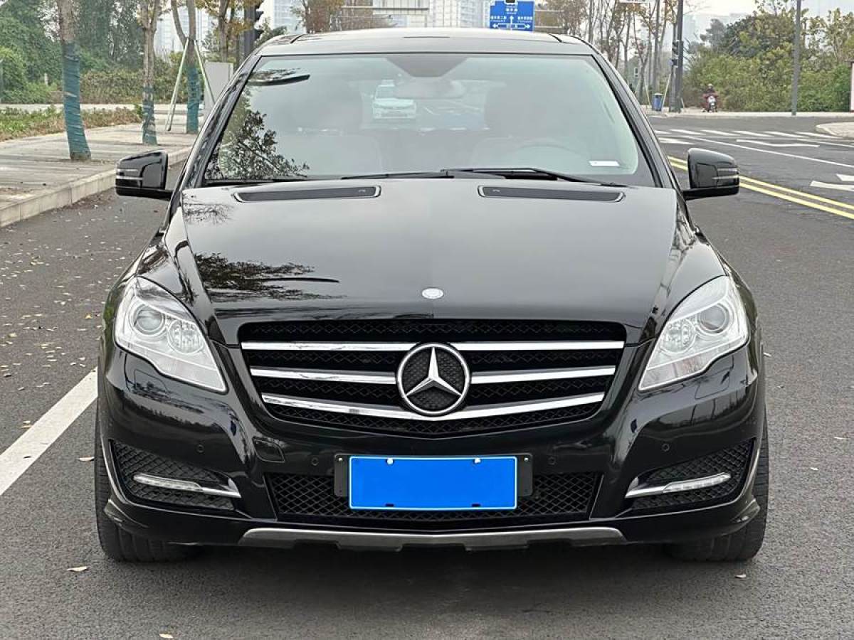 奔馳 奔馳R級  2015款 R 400 4MATIC 商務(wù)型圖片