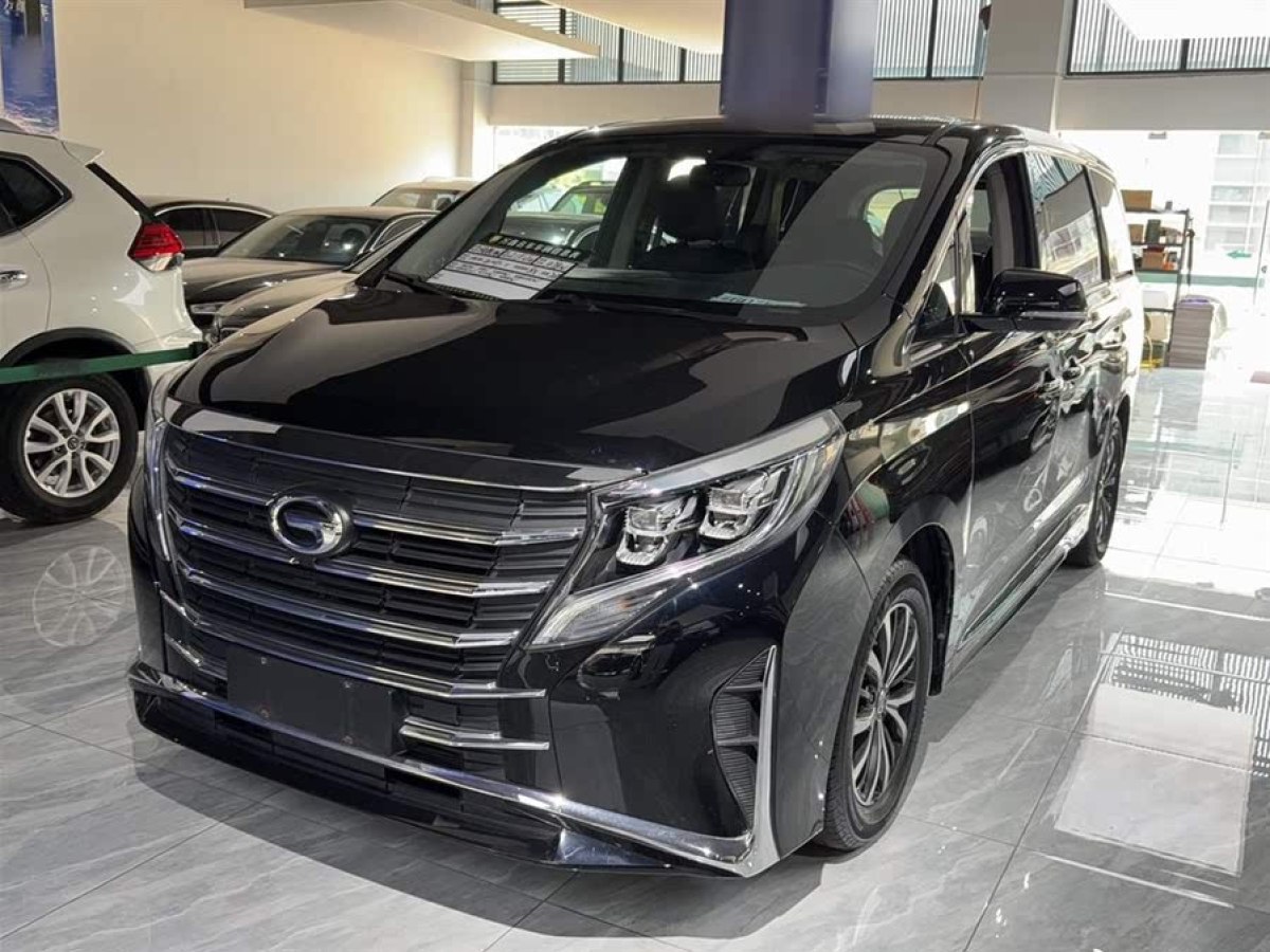 廣汽傳祺 M8  2024款 領(lǐng)秀系列 390T 尊享版圖片