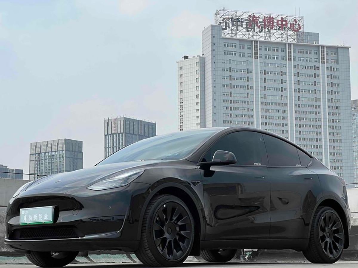 2022年6月特斯拉 Model Y  2022款 改款 長(zhǎng)續(xù)航全輪驅(qū)動(dòng)版