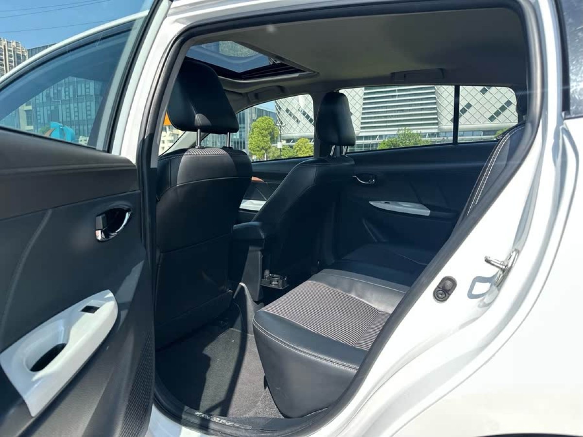 豐田 YARiS L 致炫  2016款 1.5G 自動勁速天窗版圖片