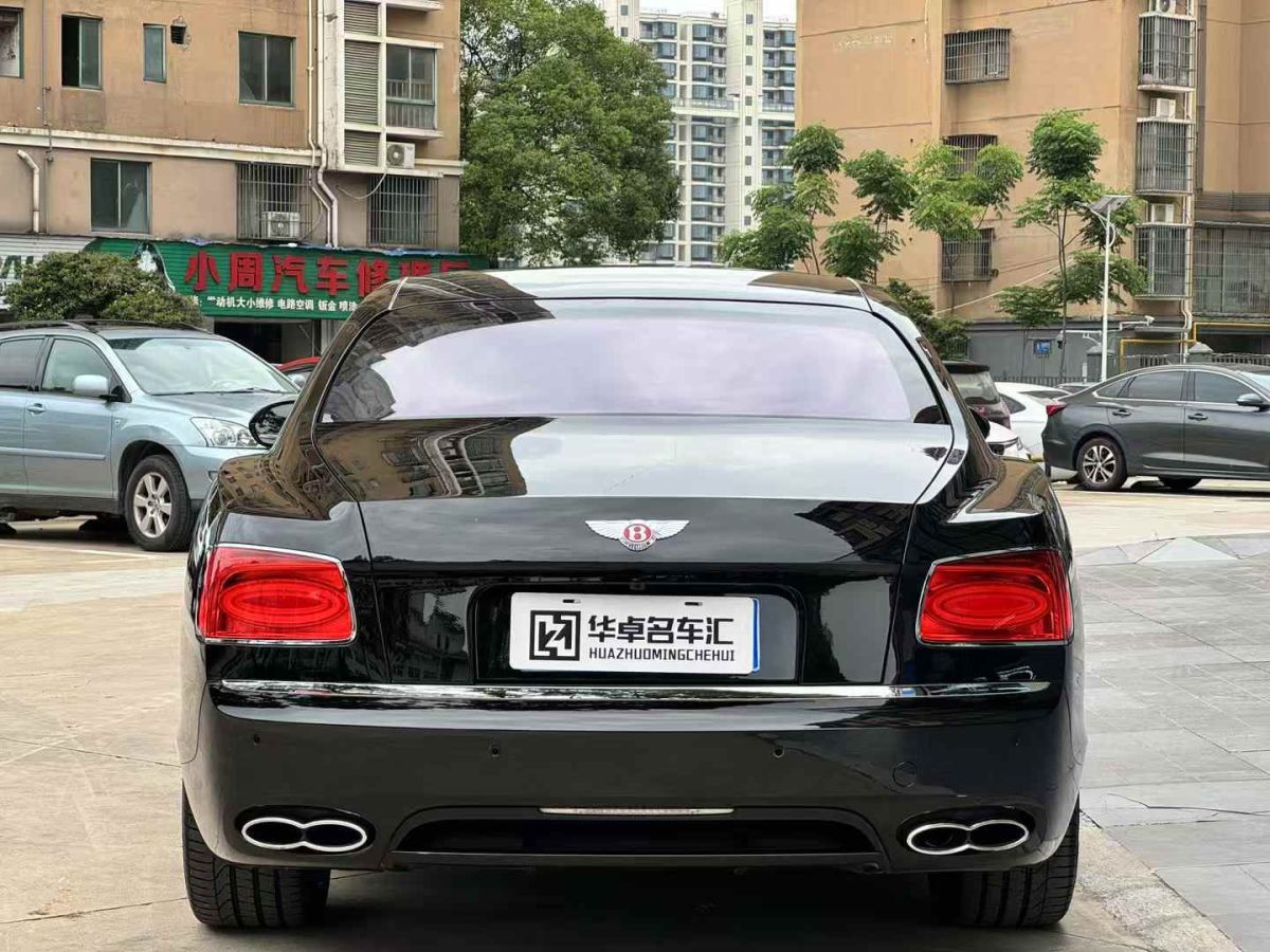 賓利 飛馳  2016款 4.0T V8 標(biāo)準(zhǔn)版圖片