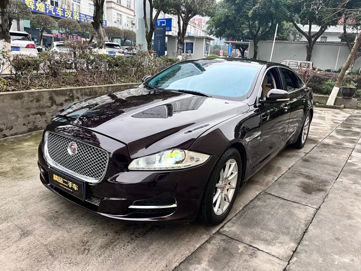 捷豹 XJ  2014款 XJL 3.0 SC 兩驅(qū)全景商務(wù)版圖片