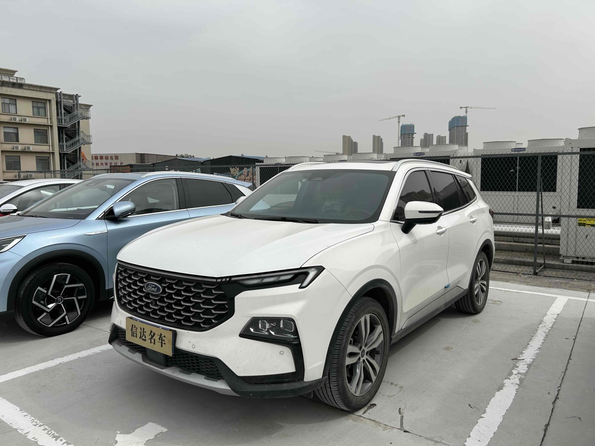 2022年10月福特 領(lǐng)睿  2022款 改款 EcoBoost 170 尊領(lǐng)型