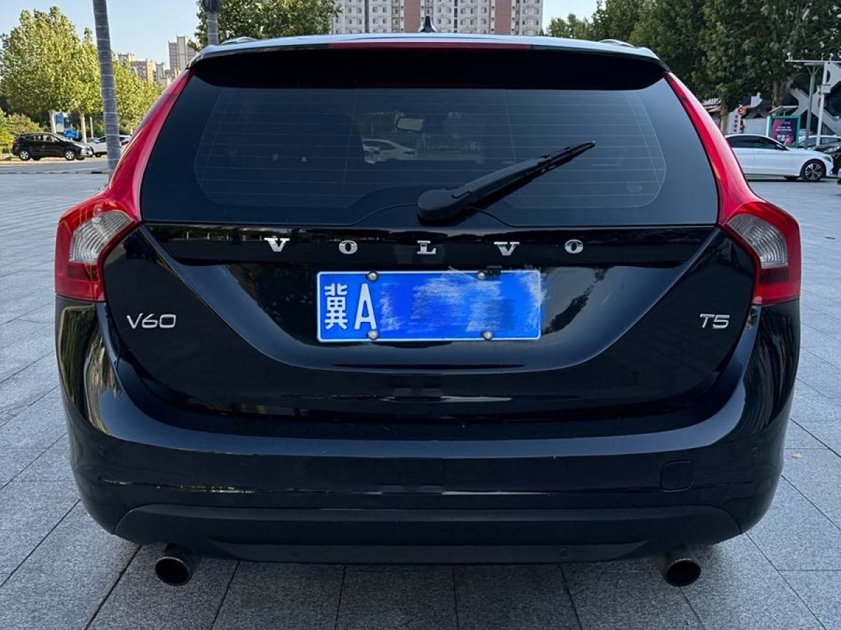 沃爾沃 V60  2013款 T5 智尚版圖片