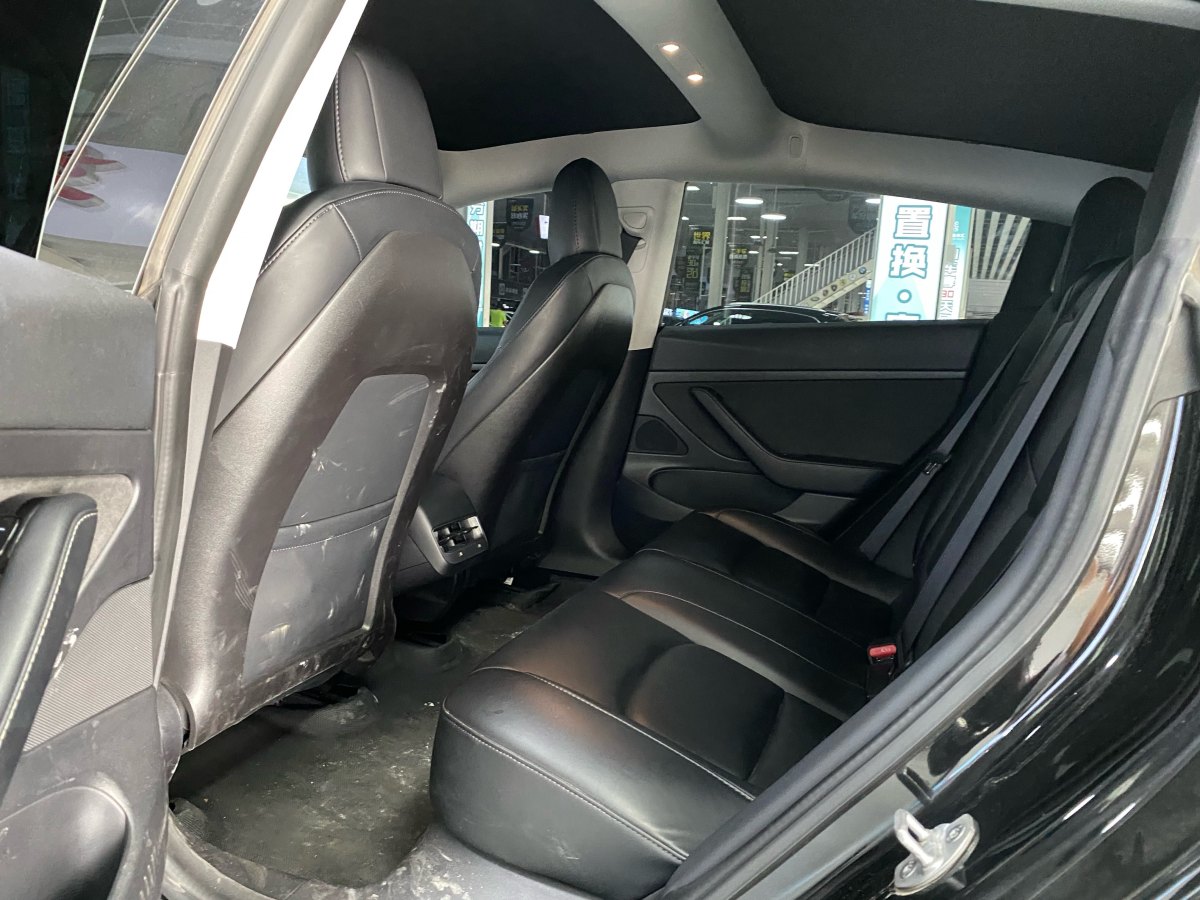 特斯拉 Model 3  2019款 標準續(xù)航后驅(qū)升級版圖片