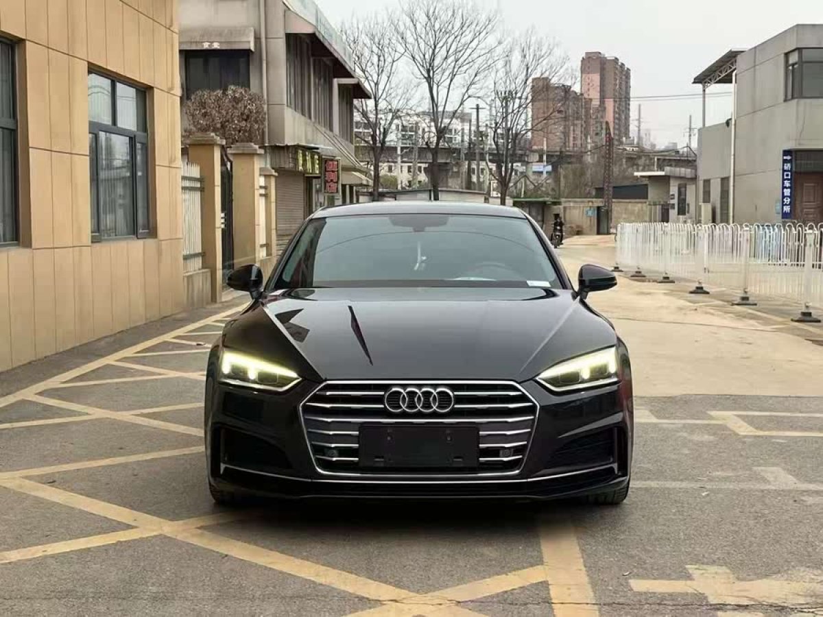 奧迪 奧迪A5  2019款 Sportback 40 TFSI 時(shí)尚型圖片