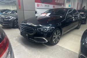 奔驰E级 奔驰 2022款 奔驰E级新能源 改款 E 350 e L 插电式混合动力轿车