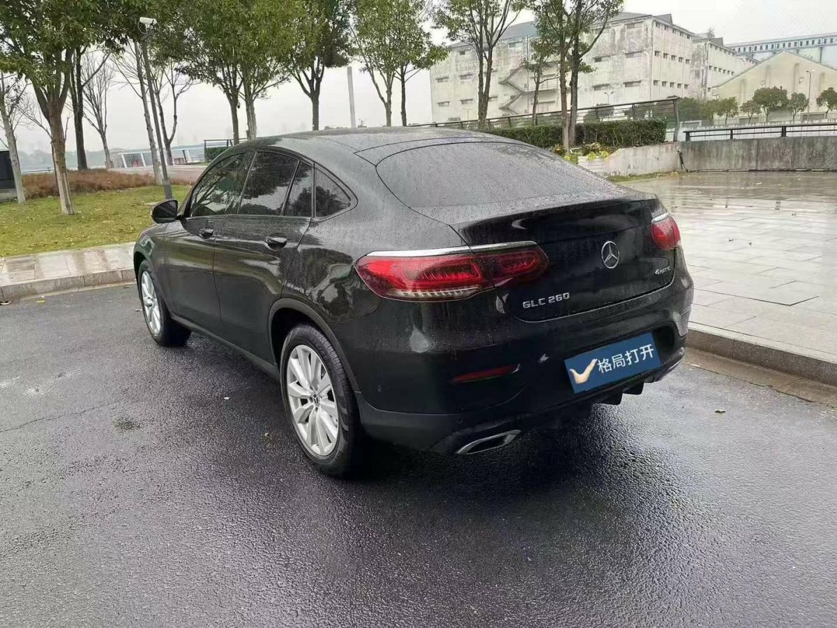 奔馳 奔馳GLC  2021款 GLC 300 4MATIC 轎跑SUV圖片