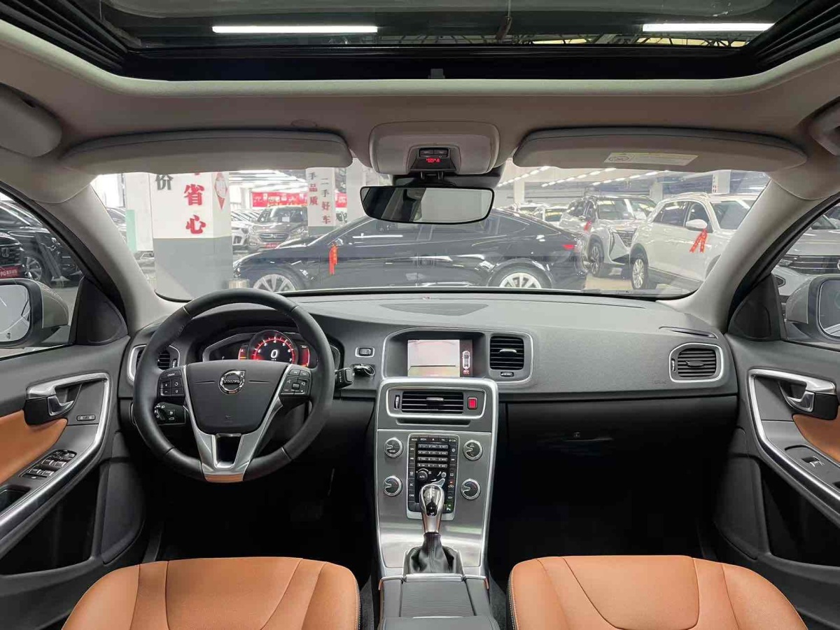 沃爾沃 S60  2017款 L 2.0T T4 智遠(yuǎn)版圖片