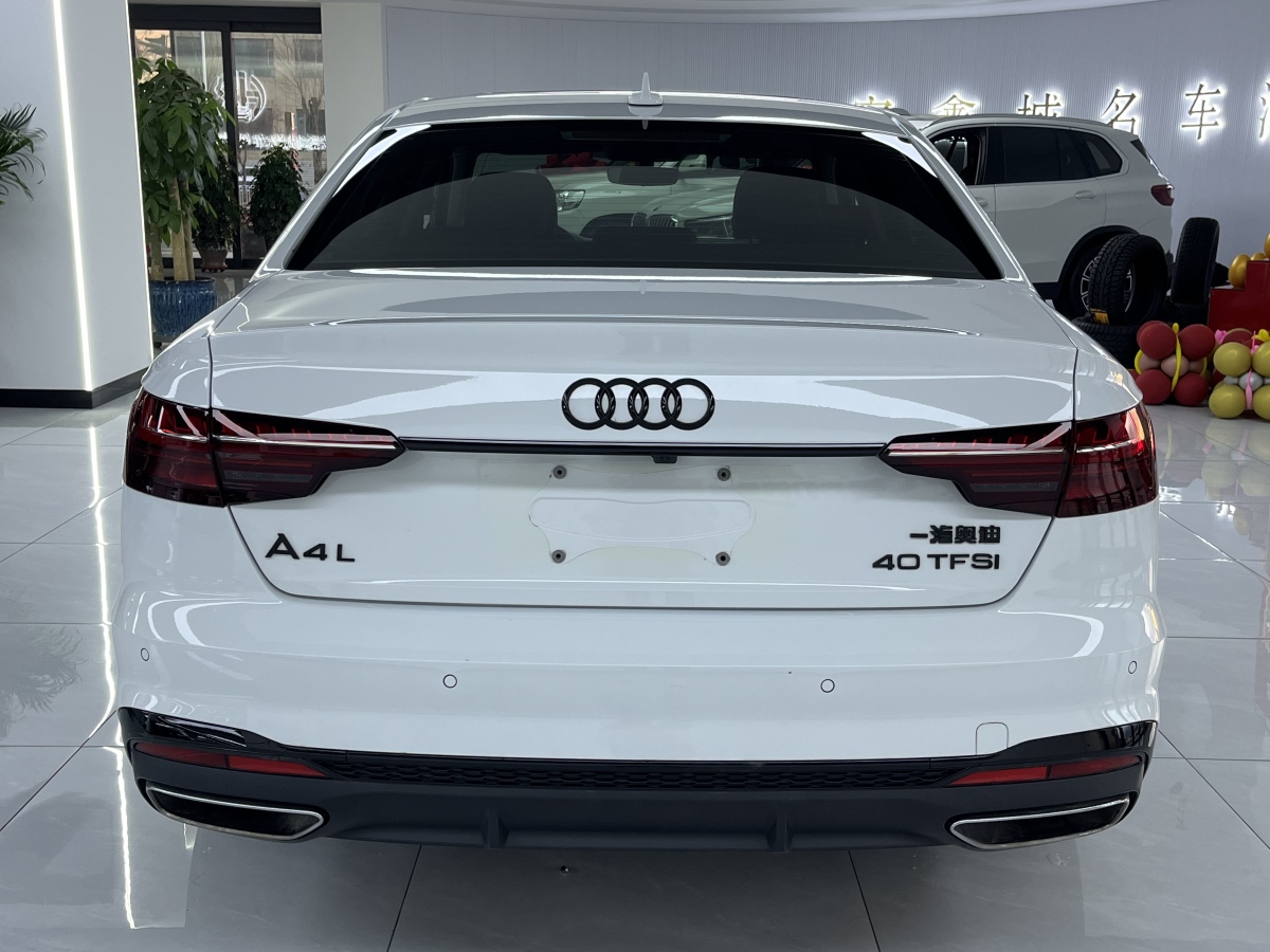 奧迪 奧迪A4L  2022款 40 TFSI 豪華動感型圖片