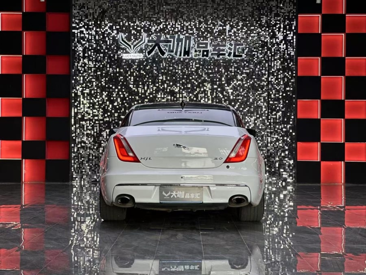捷豹 XJ  2018款 XJL 3.0 SC 兩驅(qū)典雅商務(wù)版圖片