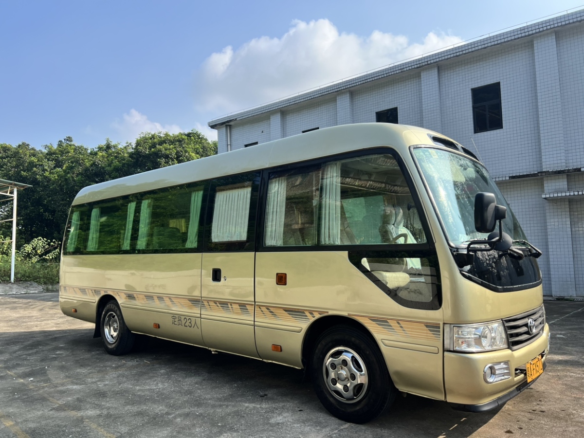 豐田 柯斯達(dá)  2015款 2.7L高級(jí)車TRB53L-ZCMSK 20座圖片