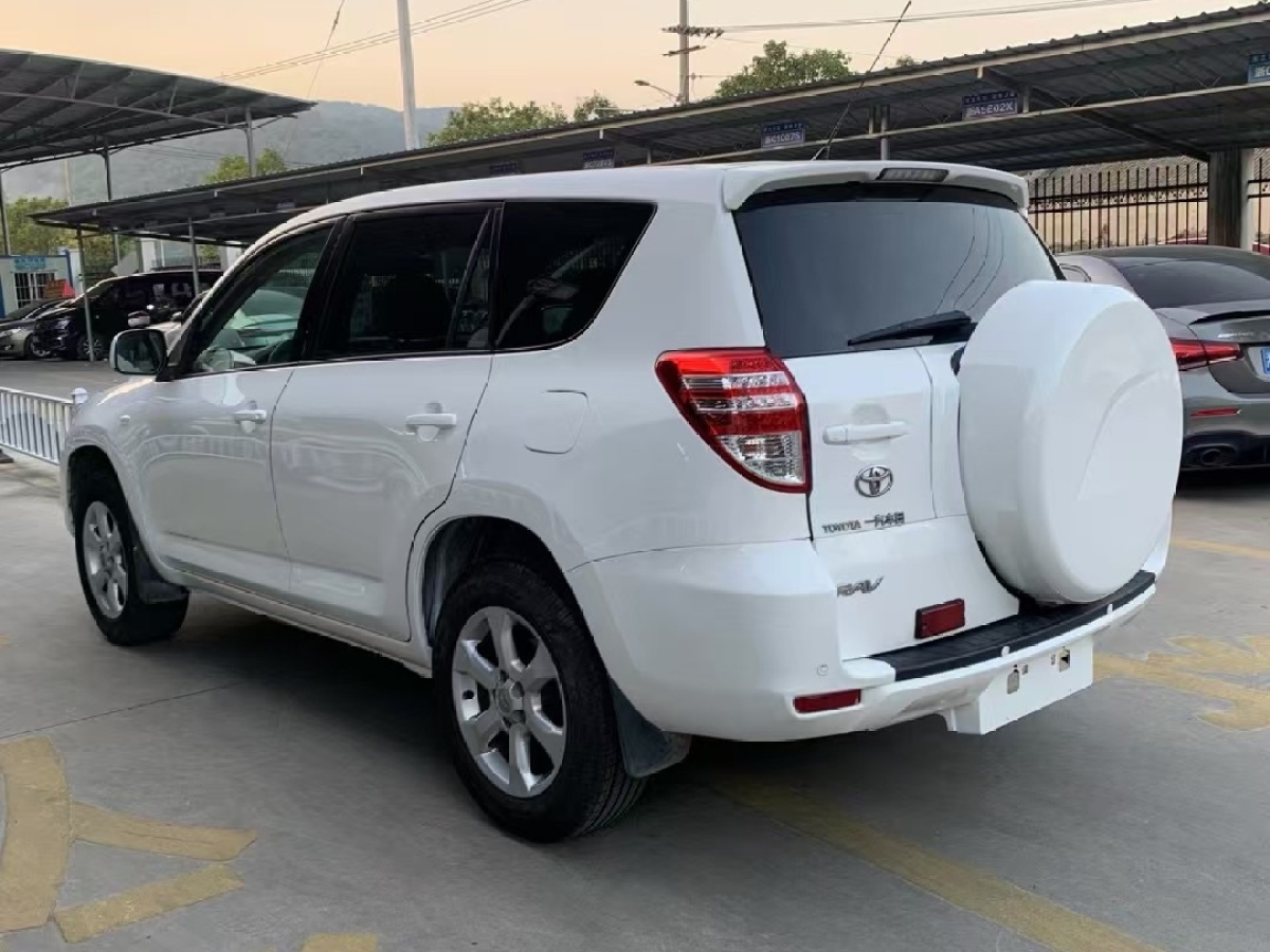 豐田 RAV4榮放  2009款 2.0L 自動豪華版圖片