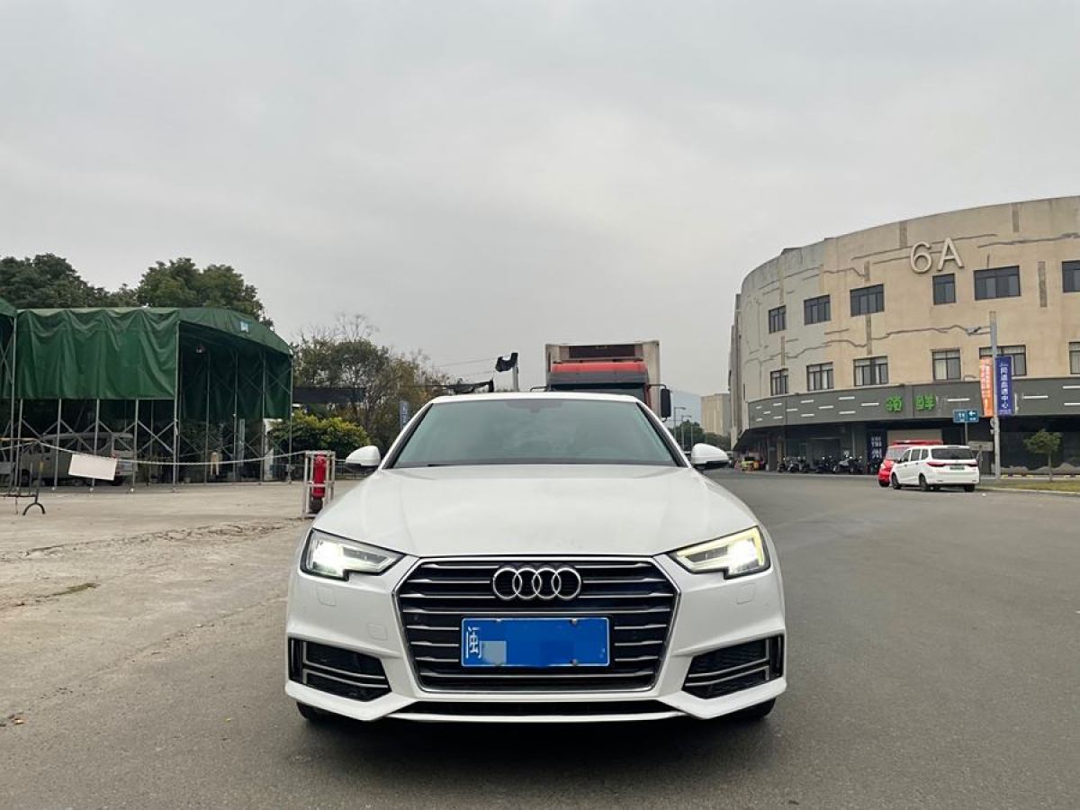 奧迪 奧迪A4L  2019款 40 TFSI 進(jìn)取型 國VI圖片