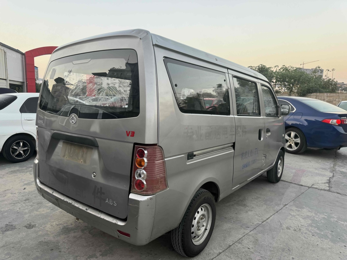 長(zhǎng)安跨越 長(zhǎng)安V3  2017款 1.2L客車DK12-10圖片