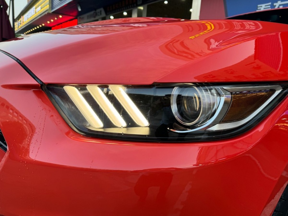 2016年3月福特 Mustang  2015款 2.3T 运动版