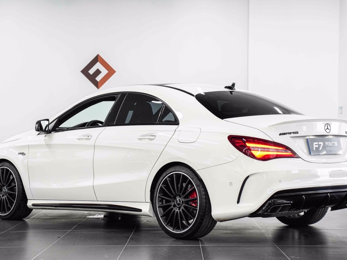 2019年04月奔馳 奔馳CLA級AMG  2017款 改款 AMG CLA 45 4MATIC