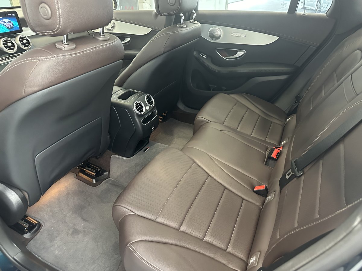 2021年6月奔馳 奔馳GLC  2021款 GLC 260 L 4MATIC 動感型