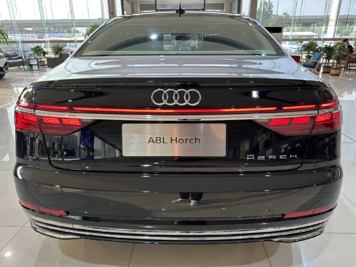 奧迪 奧迪A8  2023款 A8L 60 TFSI quattro圖片