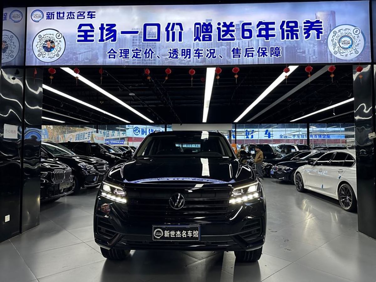 大眾 途銳  2022款 3.0TSI 銳享版 曜黑運(yùn)動(dòng)套裝圖片