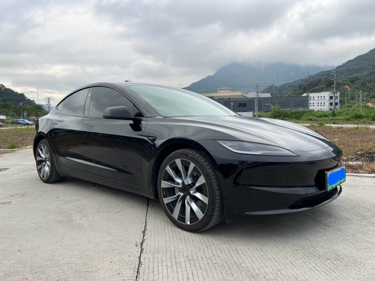 2023年12月特斯拉 Model 3  2023款 長續(xù)航全輪驅(qū)動版