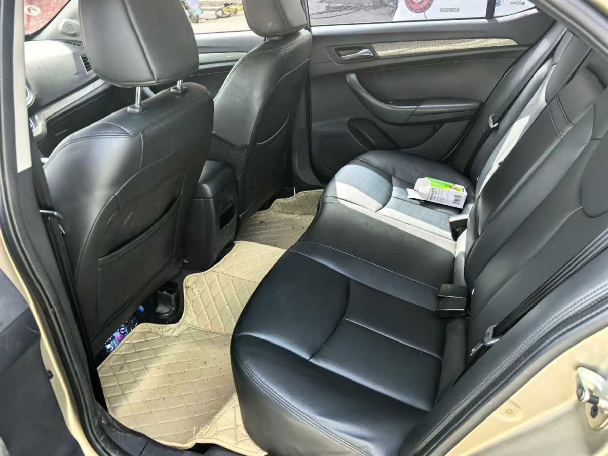 榮威 e950  2016款 1.4T 行政尊享版圖片