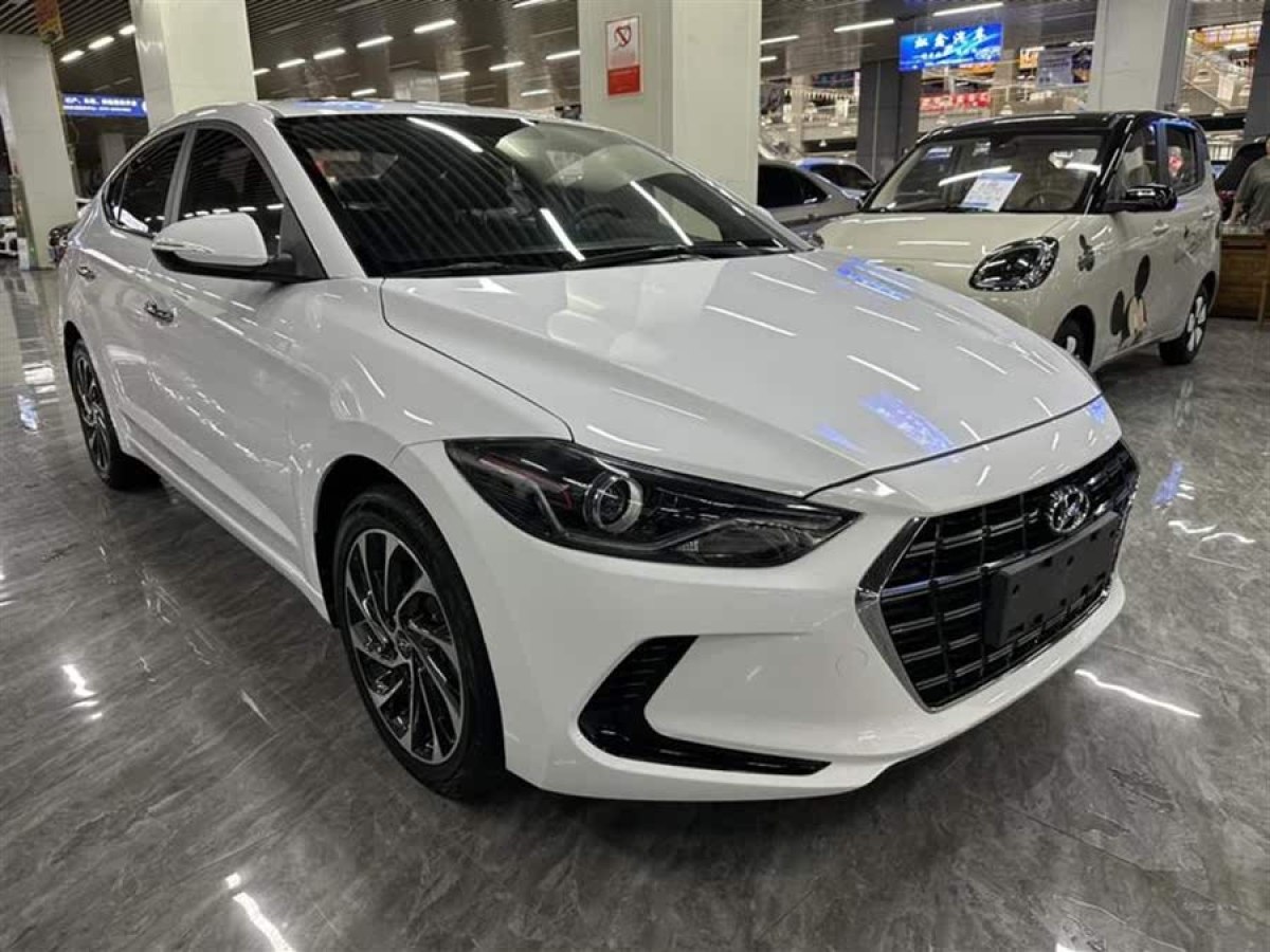現(xiàn)代 領(lǐng)動  2020款 1.5L CVT智炫?精英型圖片