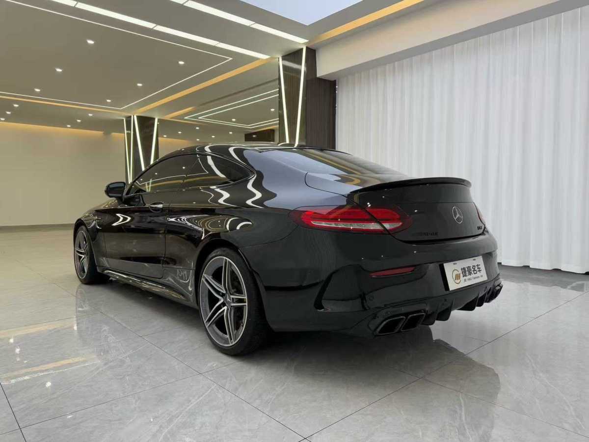 奔馳 奔馳C級AMG  2021款 AMG C 63 轎跑車圖片