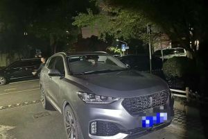 奔驰A级 奔驰  A 220 L 4MATIC 运动轿车